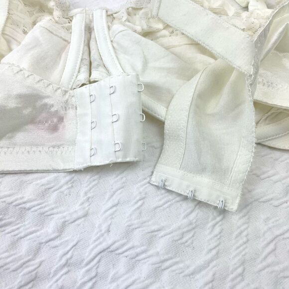 BUY 1 GET 1 FREE nursing bra cream white love pats for mothers to be size 40d st - Picture 6 of 10